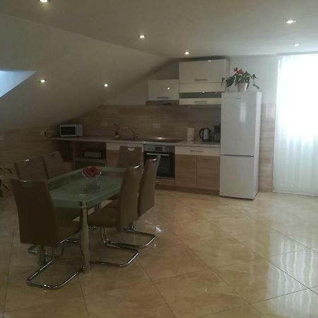Apartament Apartman Daria Trogir Zewnętrze zdjęcie