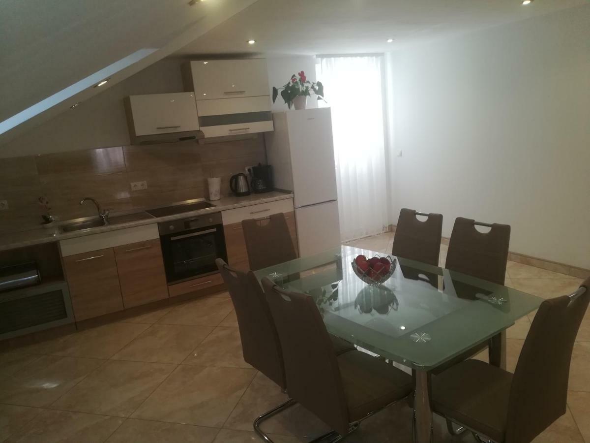 Apartament Apartman Daria Trogir Zewnętrze zdjęcie