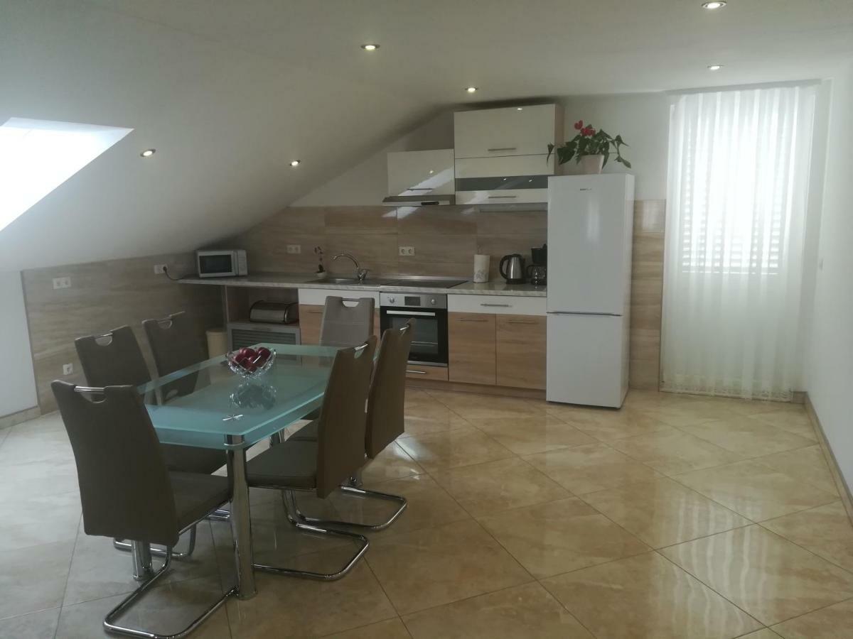Apartament Apartman Daria Trogir Zewnętrze zdjęcie
